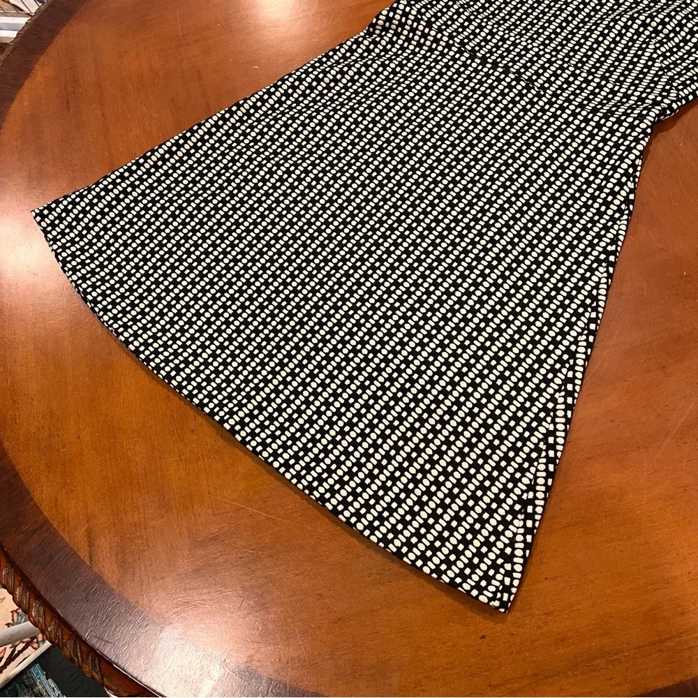 NEW $80 Ann Taylor LOFT Sleeveless Knee-Length Fit & Flare Dress Black Geo Print - Picture 6 of 16